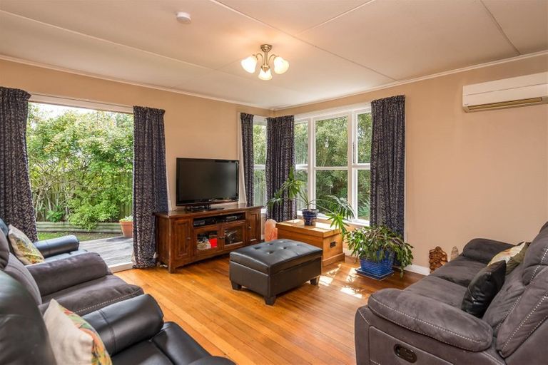 Photo of property in 4 Nalder Place, Linwood, Christchurch, 8062