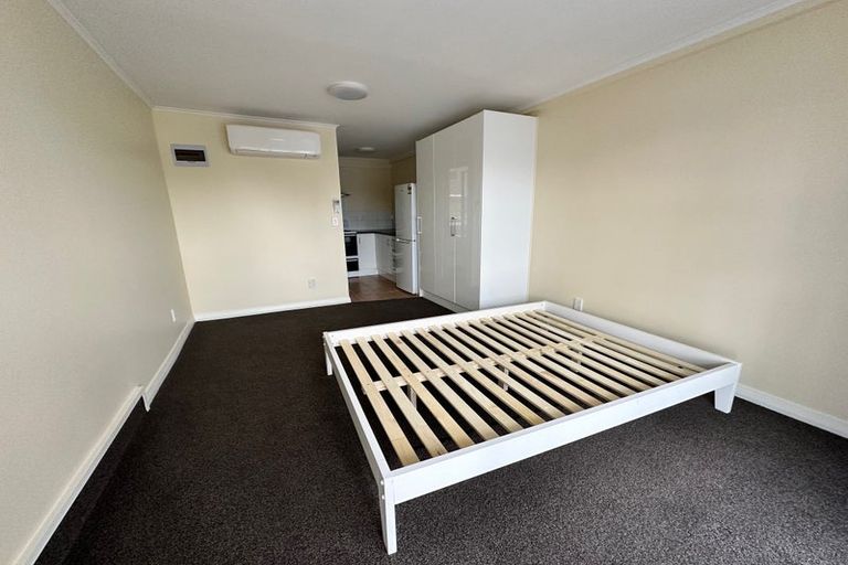 Photo of property in 327 Adelaide Road, Newtown, Wellington, 6021
