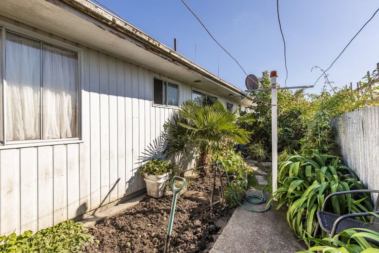 Photo of property in 2/88 Guppy Road, Greenmeadows, Napier, 4112