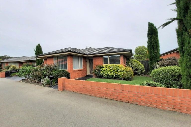 Photo of property in 31b Wilsons Road, Saint Martins, Christchurch, 8022