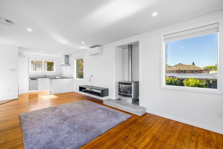 Photo of property in 4 Roswell Place, Islington, Christchurch, 8042