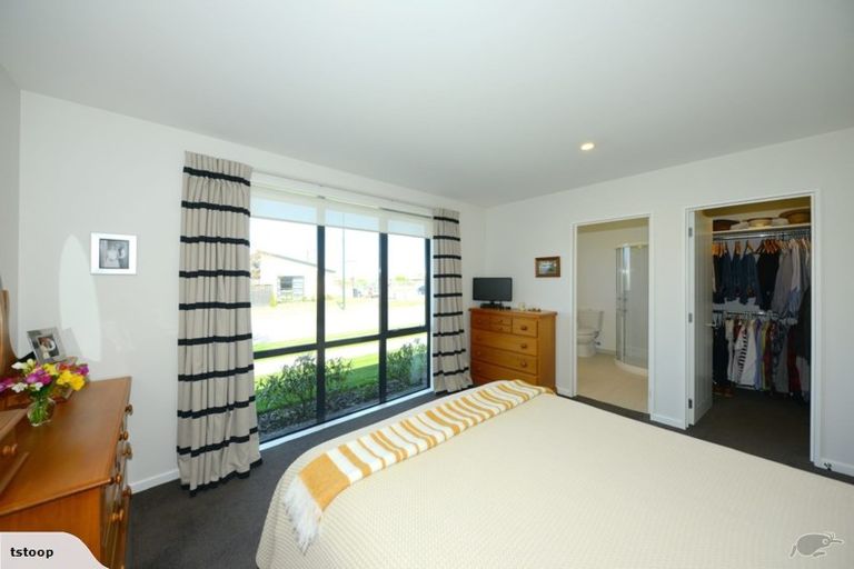 Photo of property in 84 Rannoch Drive, Broomfield, Christchurch, 8042