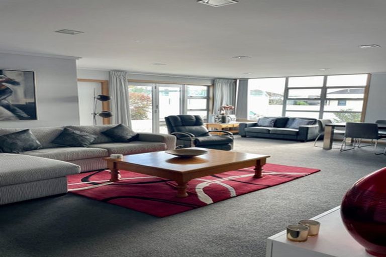 Photo of property in 22 Oriental Street, Welbourn, New Plymouth, 4312