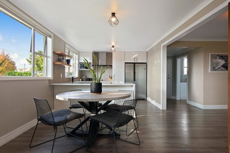 Photo of property in 76 Houldsworth Street, Blenheim, 7201