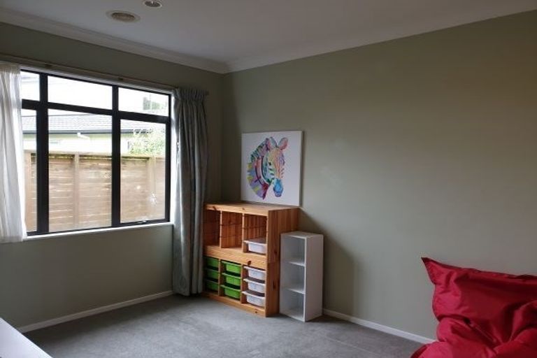 Photo of property in 13 Yarnbrook Grove, Churton Park, Wellington, 6037