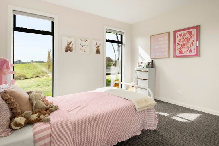 Photo of property in 2/48 Livingstone Road, Ngahinapouri, Hamilton, 3290