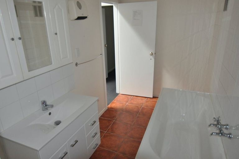 Photo of property in 8/408 The Esplanade, Island Bay, Wellington, 6023