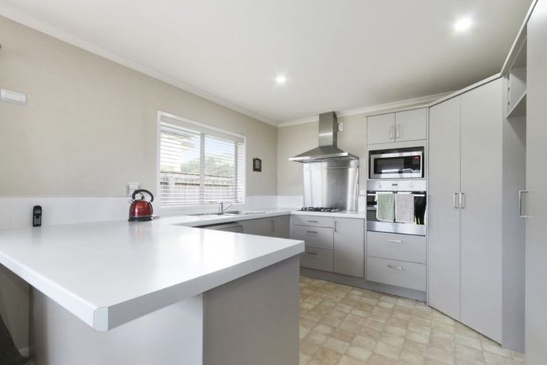 Photo of property in 10 Fraser Colman Grove, Wainuiomata, Lower Hutt, 5014