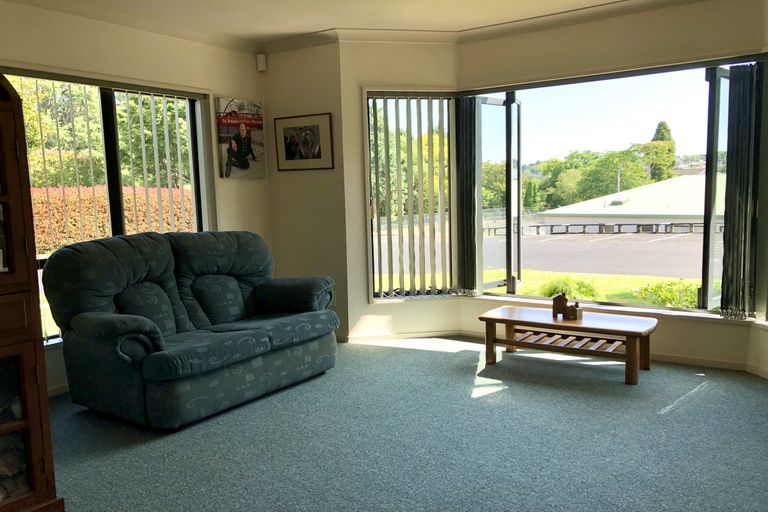 Photo of property in 100 Mangahoe Street, Te Awamutu, 3800