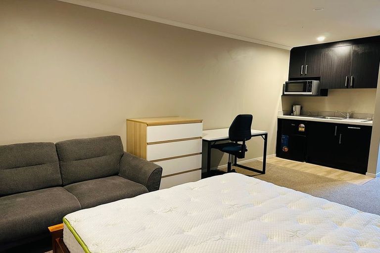 Photo of property in 181u5 Knighton Road, Hillcrest, Hamilton, 3216