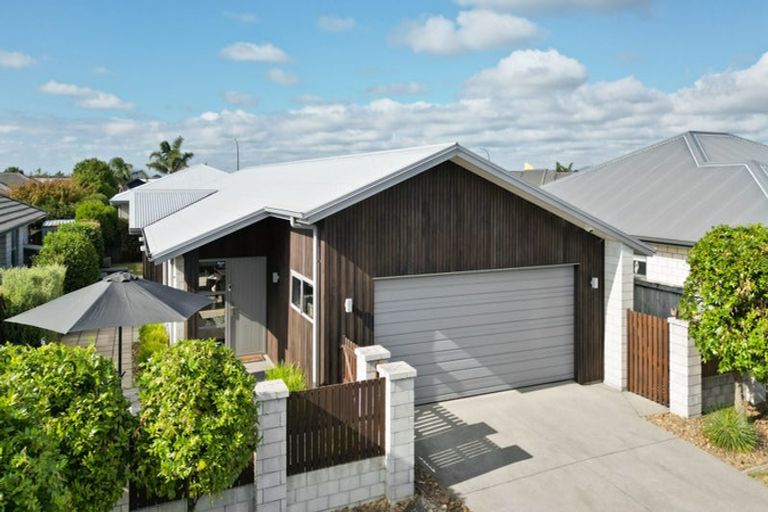 Photo of property in 5 Hebe Crescent, Papamoa Beach, Papamoa, 3118