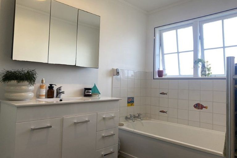 Photo of property in 9 Renoir Avenue, Belmont, Lower Hutt, 5010