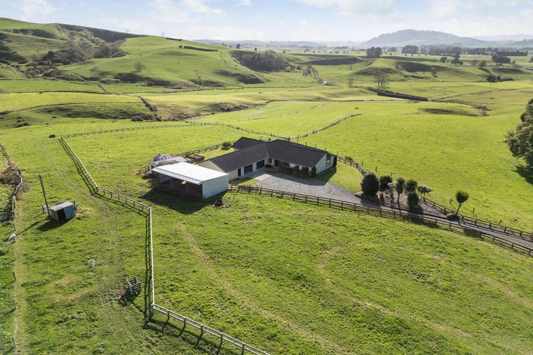 Photo of property in 196 Happy Valley Road, Wharepuhunga, Te Awamutu, 3873