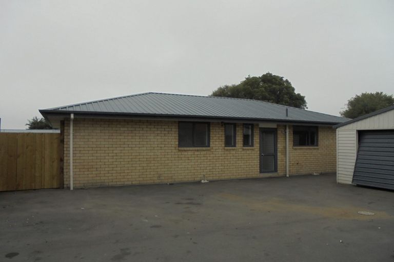 Photo of property in 104a Springs Road, Hornby, Christchurch, 8042