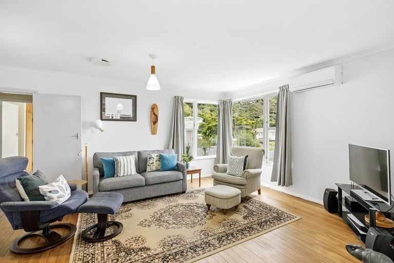 Photo of property in 47a Judd Crescent, Naenae, Lower Hutt, 5011