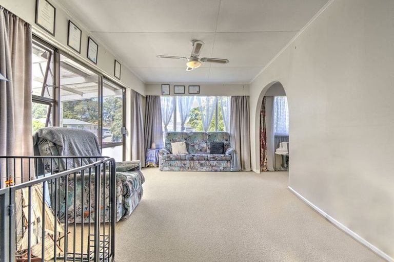 Photo of property in 6 Manapouri Place, Glenview, Hamilton, 3206