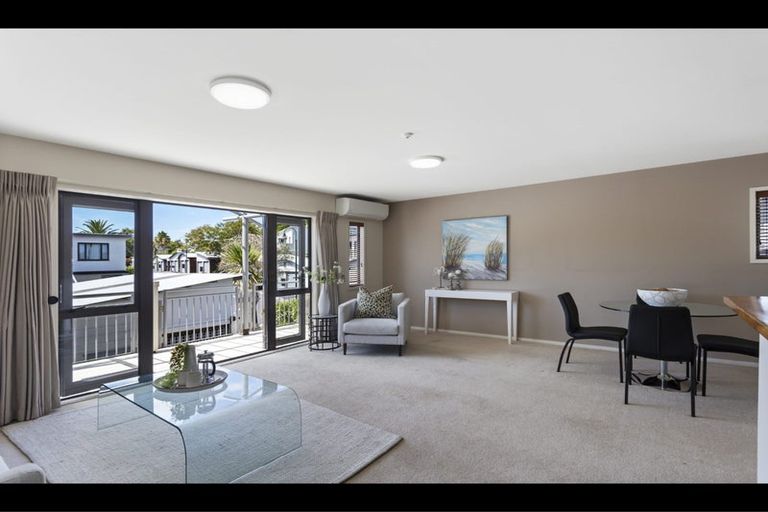 Photo of property in The Grange, 48/92 Bush Road, Albany, Auckland, 0632
