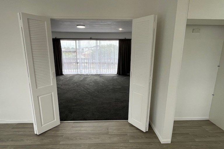 Photo of property in 45 Murvale Drive, Bucklands Beach, Auckland, 2014