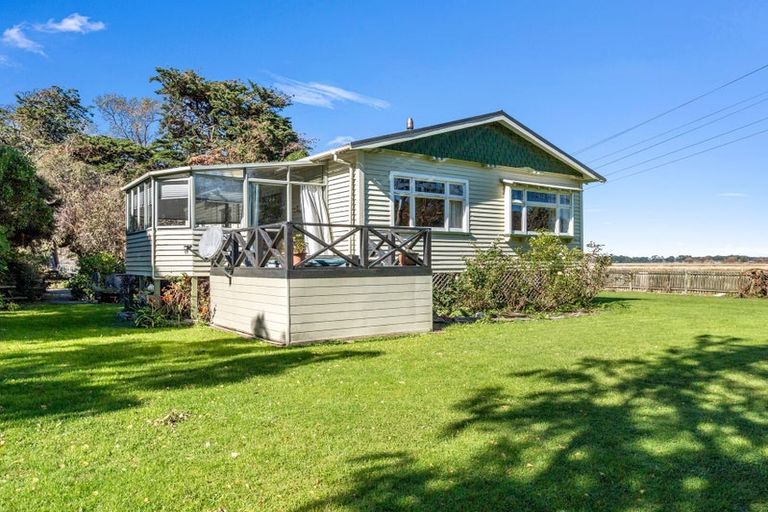 Photo of property in 2890 Christchurch Akaroa Road, Prices Valley, Little River, 7591