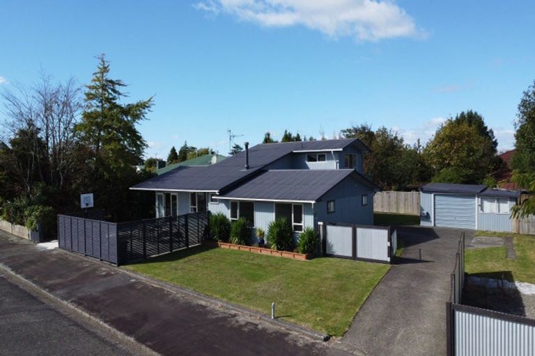 Photo of property in 29 Hunter Street, Dannevirke, 4930