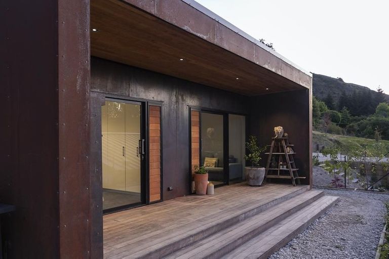 Photo of property in 50 Hogans Gully Road, Arrowtown, Queenstown, 9371