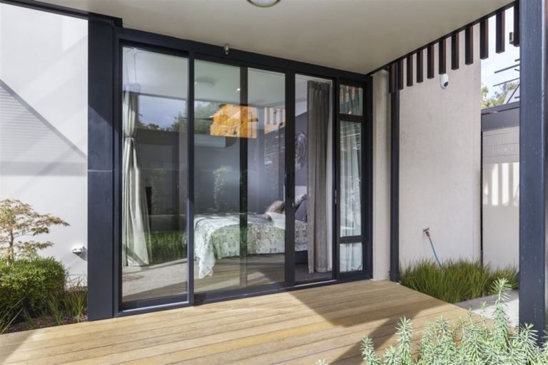 Photo of property in 50 Kilmore Street, Christchurch Central, Christchurch, 8013