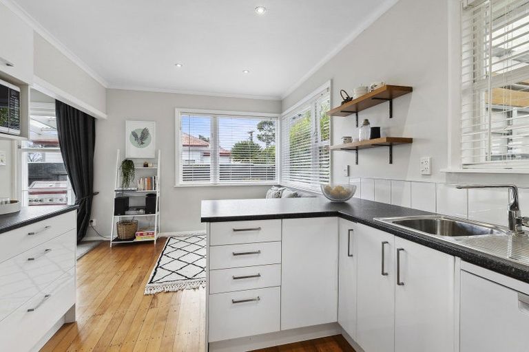 Photo of property in 66 Burgess Road, Johnsonville, Wellington, 6037