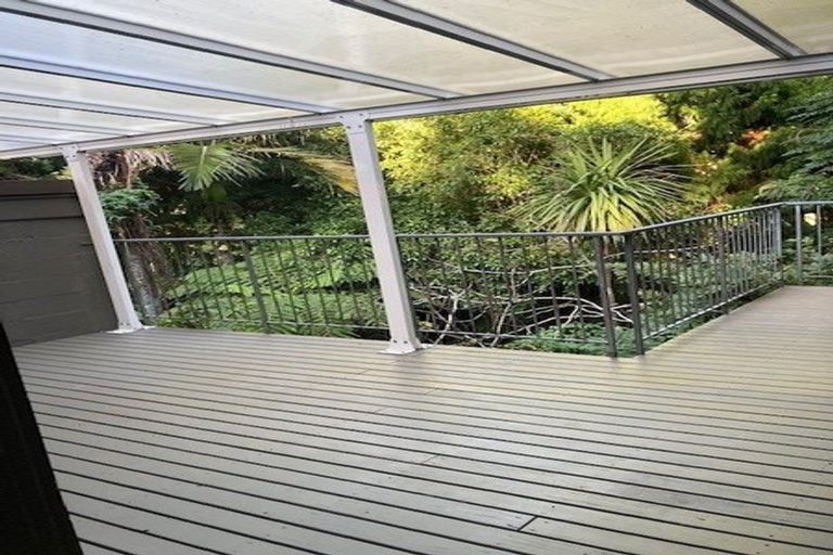 Photo of property in 224 Godley Road, Titirangi, Auckland, 0604