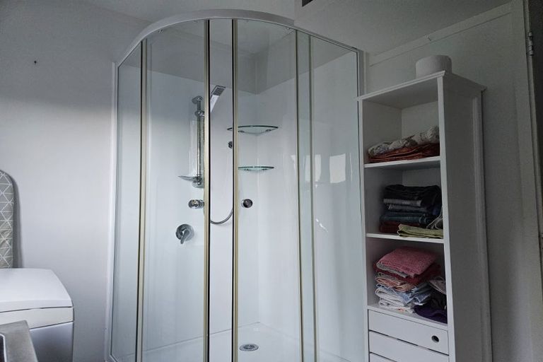 Photo of property in 91 Kanuka Road, Bombay, 2675