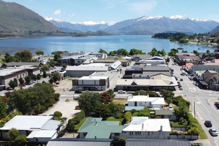 Photo of property in 65 Helwick Street, Wanaka, 9305