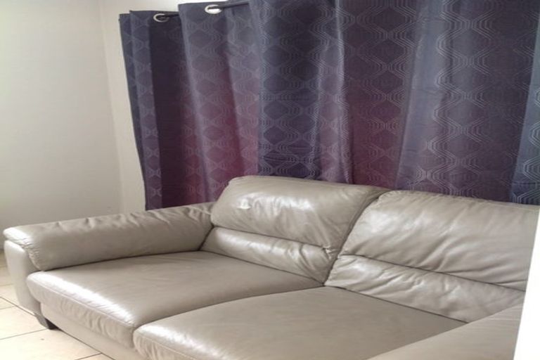 Photo of property in 9 Mahon Place, Papatoetoe, Auckland, 2025