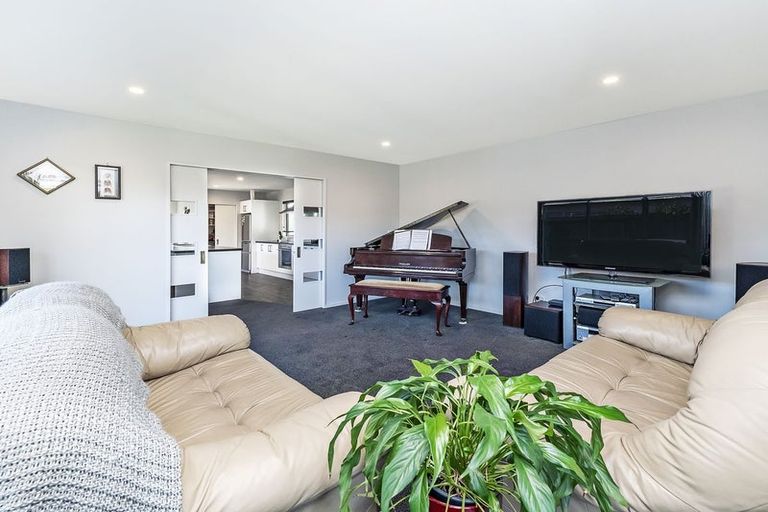 Photo of property in 56 Lewis Crescent, Rolleston, 7614