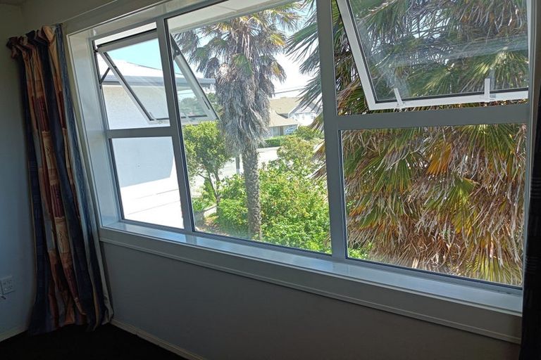 Photo of property in 2/22 Clare Road, St Albans, Christchurch, 8014