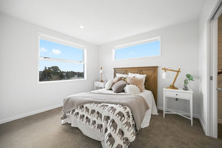 Photo of property in 21 Halo Green, Peacocke, 3206