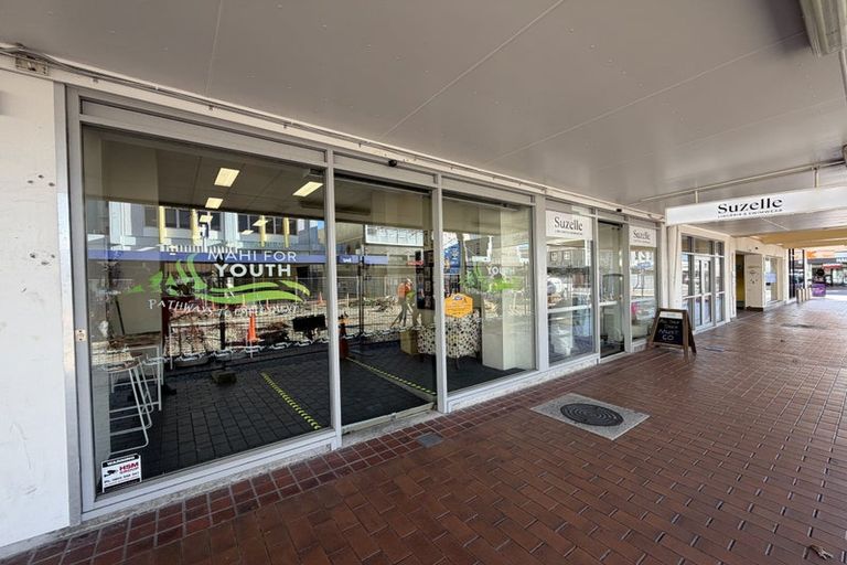 Photo of property in 108 Heretaunga Street, Palmerston North, 4414