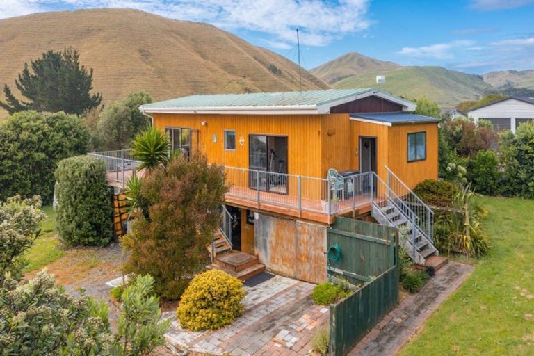 Photo of property in 456 Whangaehu Road, Porangahau, 4293