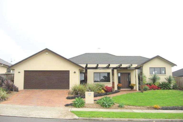 Photo of property in 24 Phoenicia Court, The Gardens, Auckland, 2105