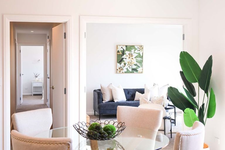 Photo of property in 8 Samuel Place, Terrace End, Palmerston North, 4410