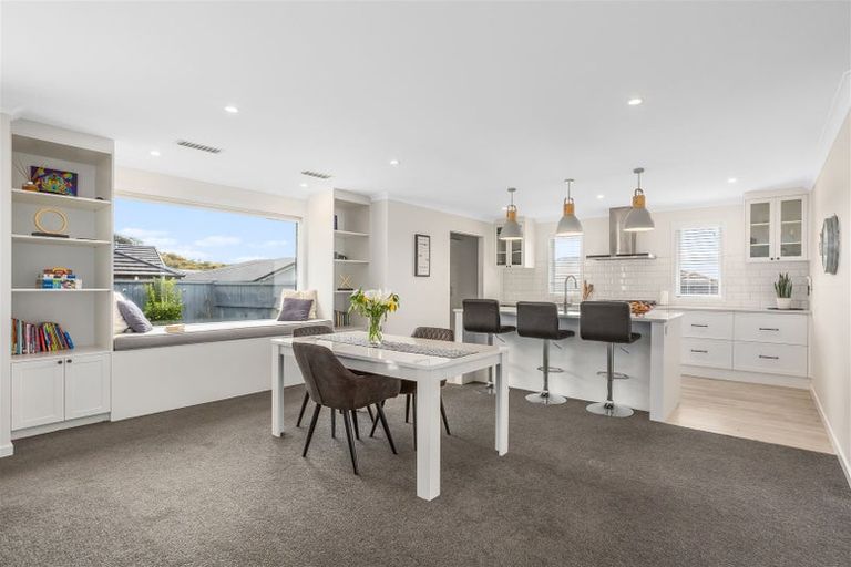 Photo of property in 16 Schooner Drive, Whitby, Porirua, 5024