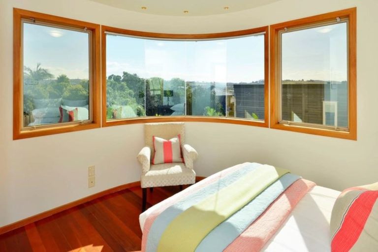 Photo of property in 5 Gilberd Place, Torbay, Auckland, 0630