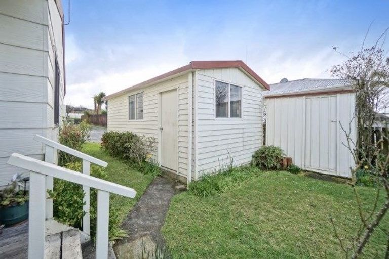 Photo of property in 52a Oxford Street, Te Puke, 3119