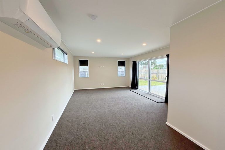 Photo of property in 16 Burns Street, Tawhero, Whanganui, 4501
