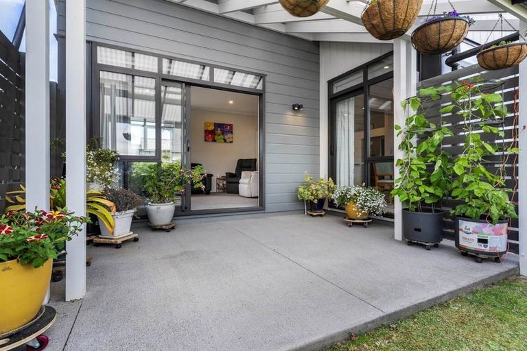 Photo of property in 2 Pinto Road, Pukekohe, 2120