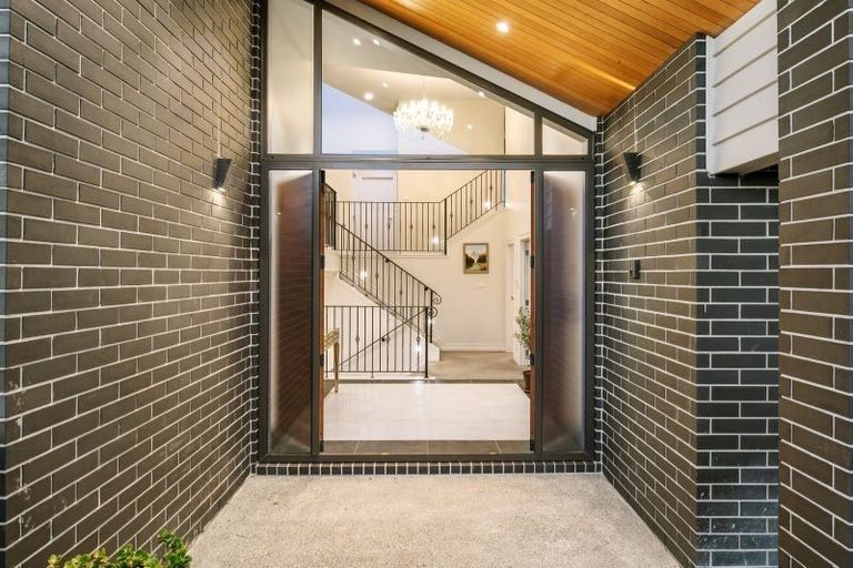 Photo of property in 5 Kingfisher Road, Silverdale, 0932