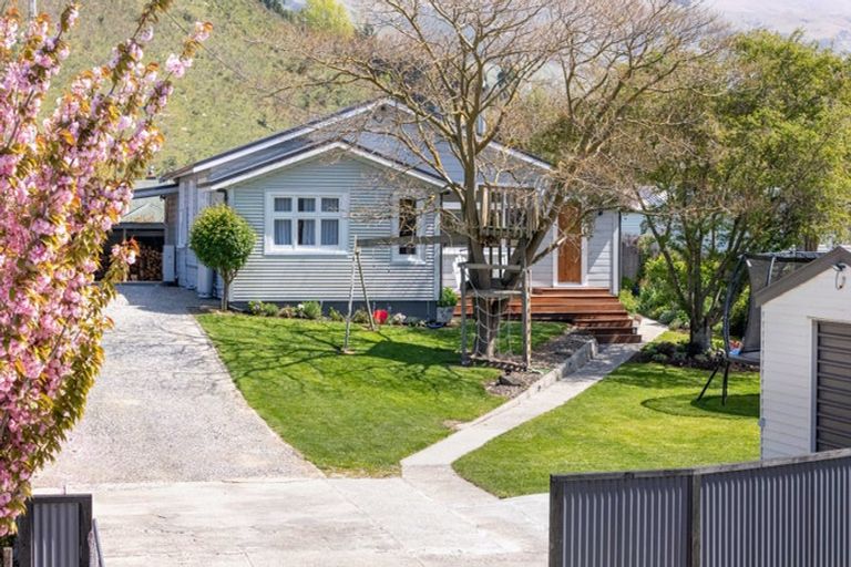Photo of property in 3 Ancrum Street, Roxburgh, 9500