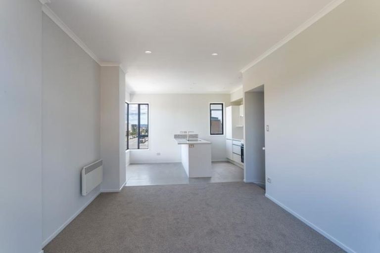 Photo of property in 162 Hobsonville Point Road, Hobsonville, Auckland, 0616