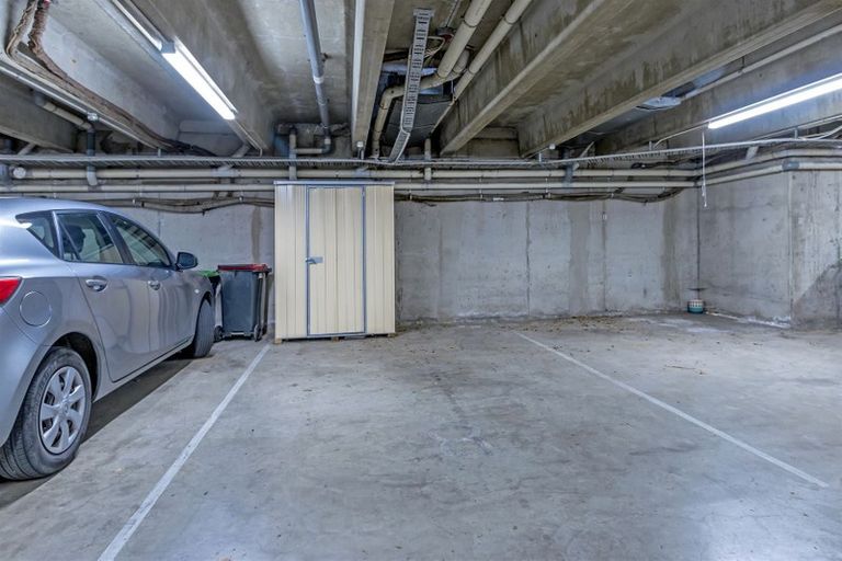 Photo of property in 8/32 Cranmer Square, Christchurch Central, Christchurch, 8013