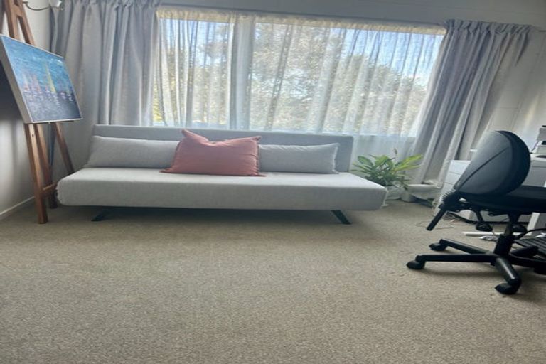 Photo of property in 2/59 Maxwelton Drive, Mairangi Bay, Auckland, 0630