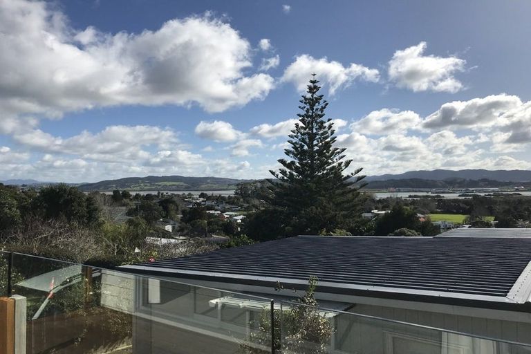 Photo of property in 6 Handforth Street, Onerahi, Whangarei, 0110