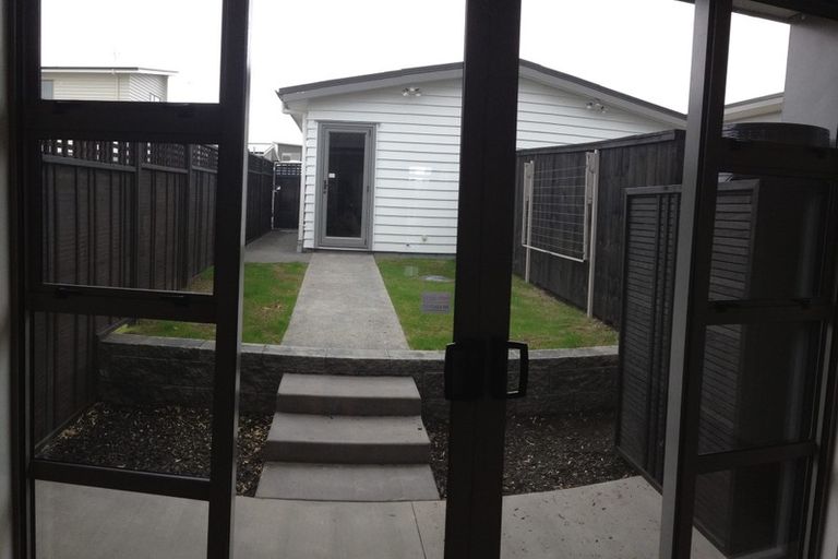 Photo of property in 114 Hobsonville Point Road, Hobsonville, Auckland, 0616
